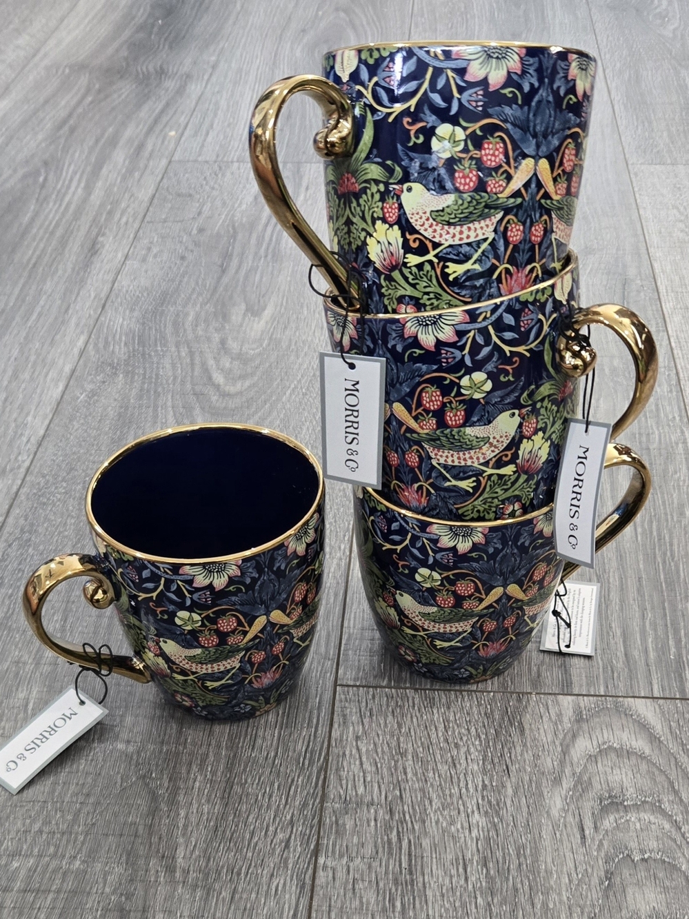 Morris & Co William Morris Strawberry Thief Mug Set of 4 Gold Handle NWT.